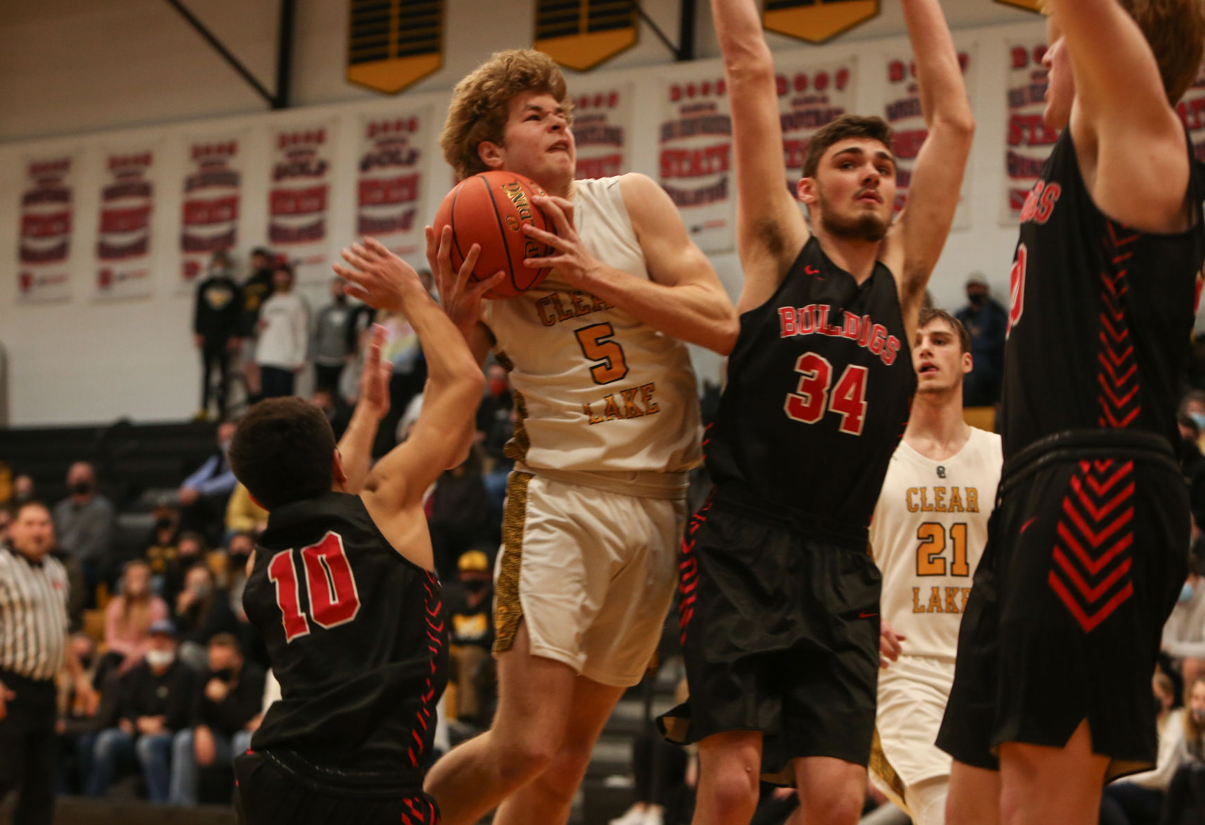 Clear Lake boys basketball vs H-D-C 02-22-21 -21.jpg